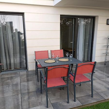 Disney - Paris 5 Min De Disney - Pk Prive Gratuit - 4 Personnes - Terrasse Jardin Chessy  Εξωτερικό φωτογραφία