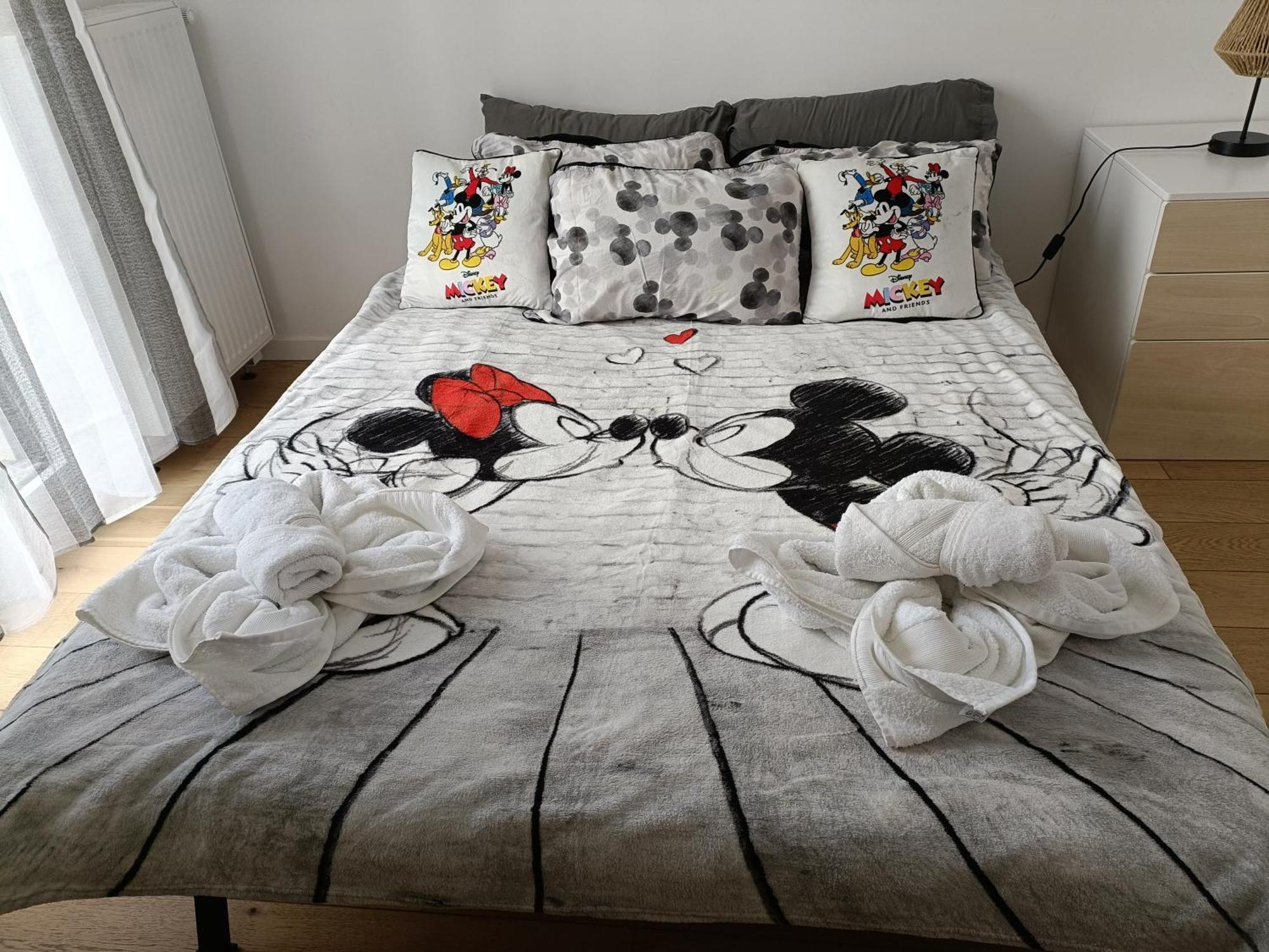 Disney - Paris 5 Min De Disney - Pk Prive Gratuit - 4 Personnes - Terrasse Jardin Chessy  Εξωτερικό φωτογραφία